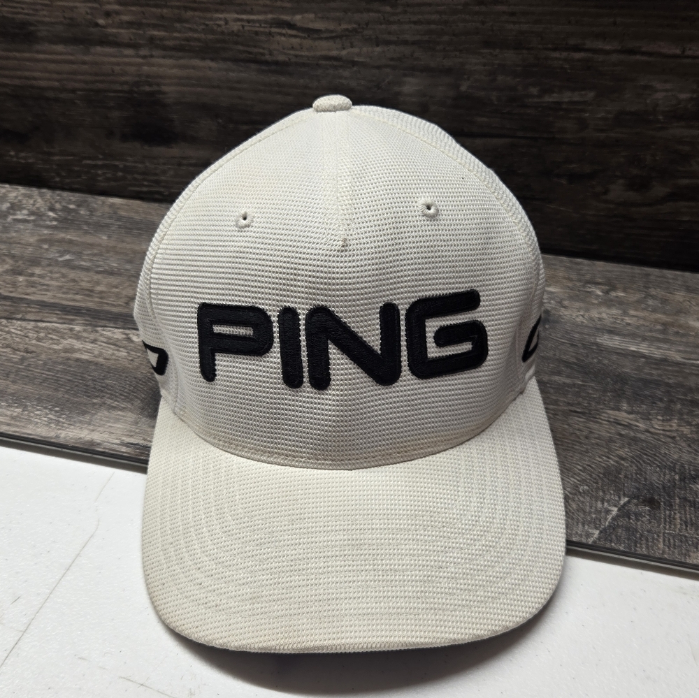 PING G30‎ FlexFit SensorCool White Hat Size S/M  /  Good Condition  /  jd2083
